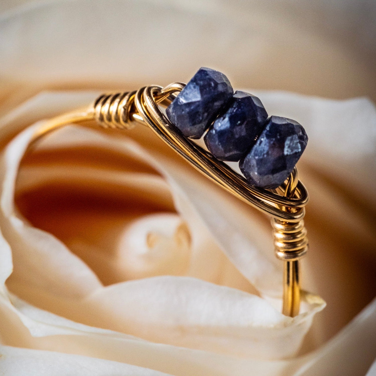 Blue sapphire with diamond ring benefits Clearance