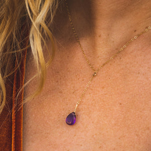 amethyst lariat necklace on girl
