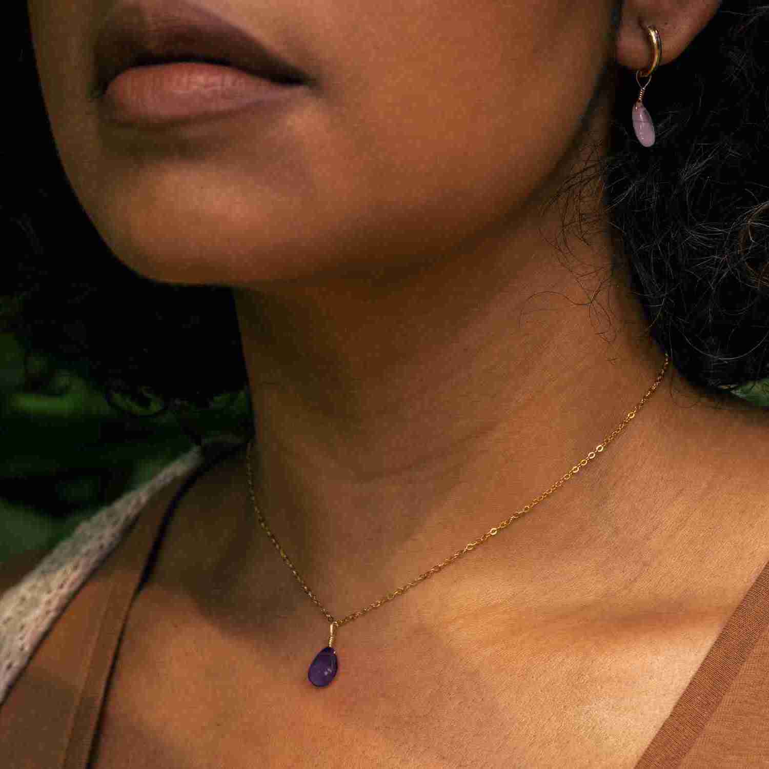 amethyst necklace in gold
