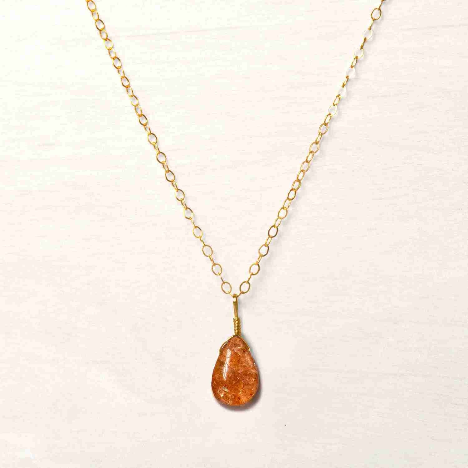 gold necklace chain with sunstone pendant