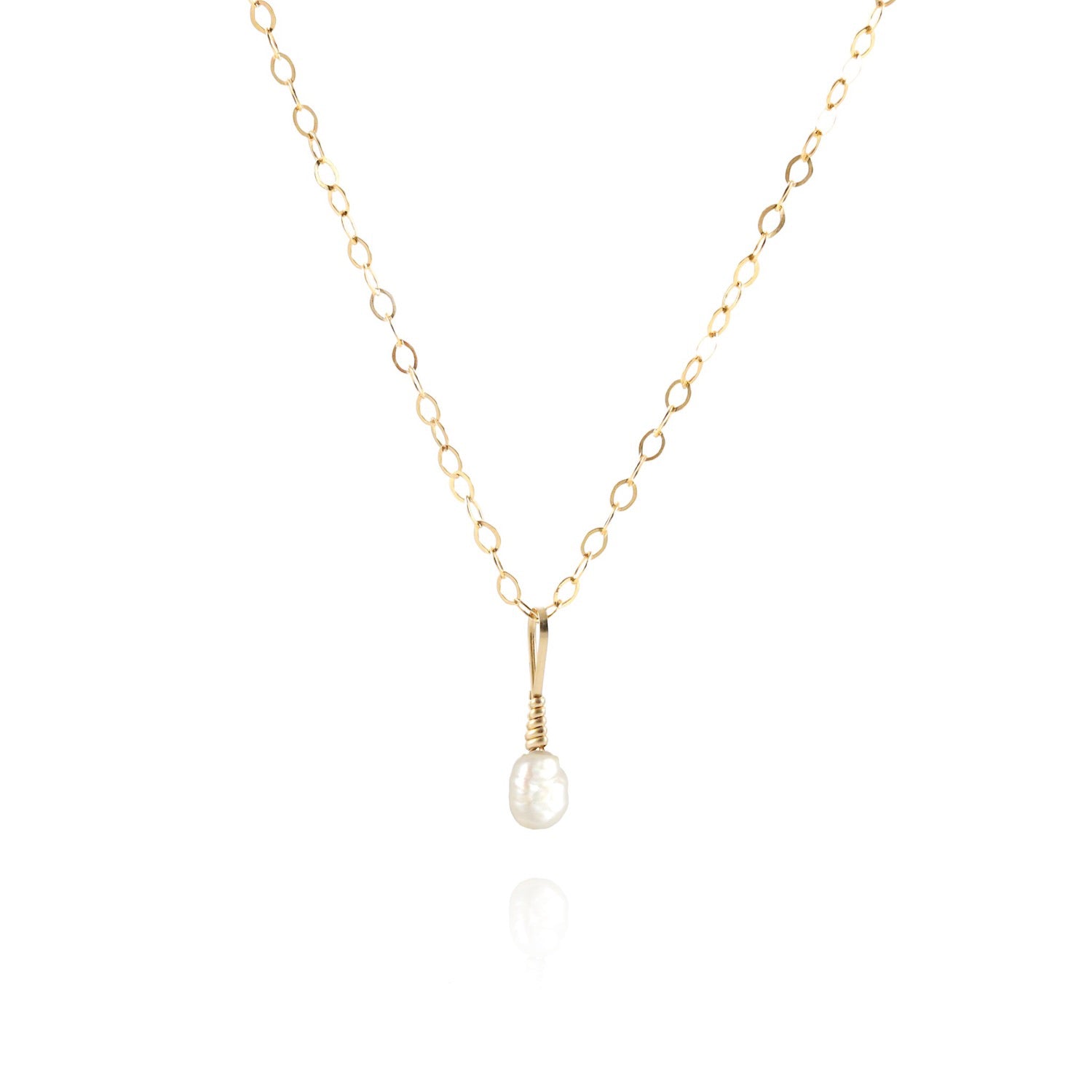 pearl pendant dainty gold necklace 